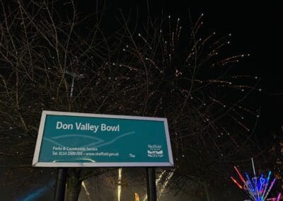Sheffield sparkles at Don Valley Bowl last night 