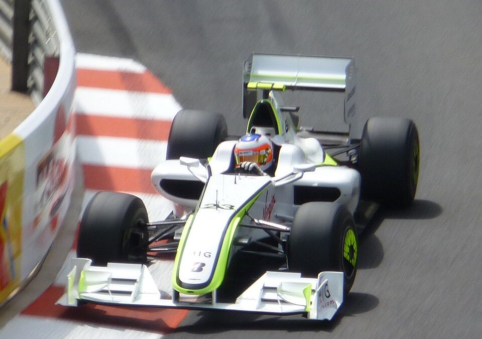 How a £1 Formula One Team Became World Champions