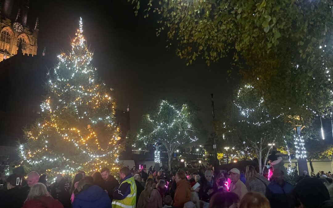 Rotherham Mayor ‘switches’ to festive mode with Christmas light switch 