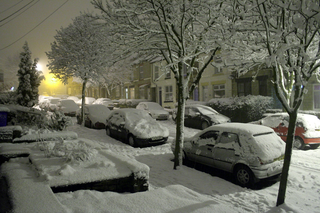 Heavy snow in Sheffield 