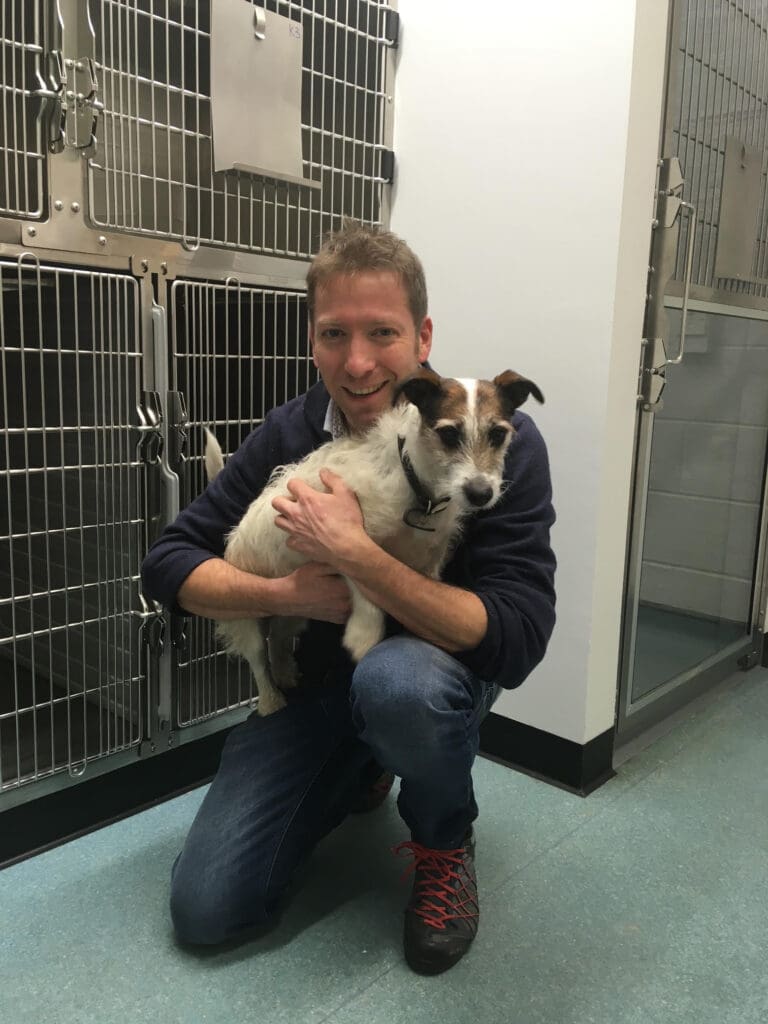 Star of ‘The Yorkshire Vet’ backs Paws for a Cause