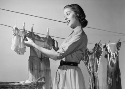 Leaving your career at the door and stepping into the 50s: what is a Tradwife?