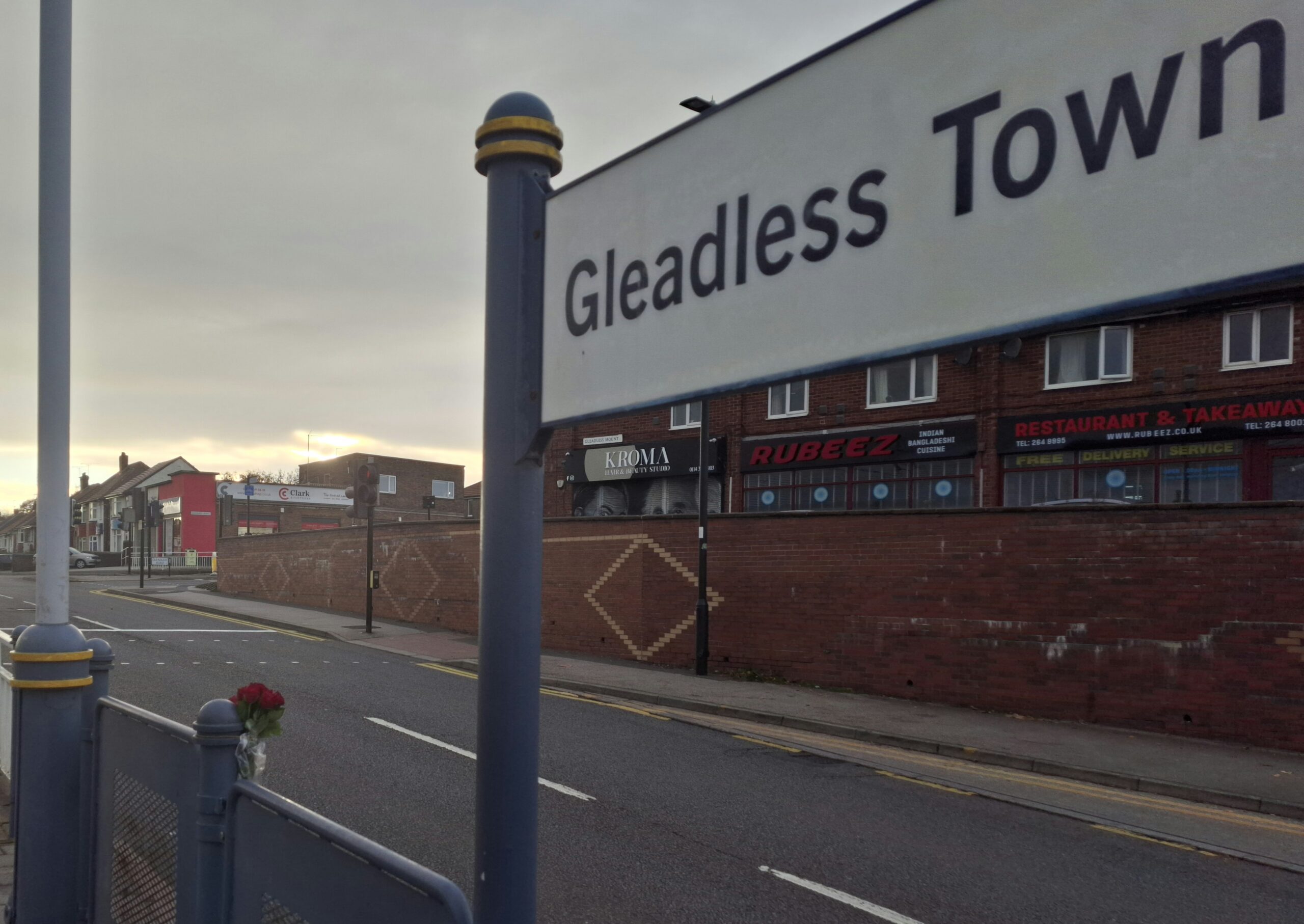 Police urge witnesses to come forward following Gleadless hit and run