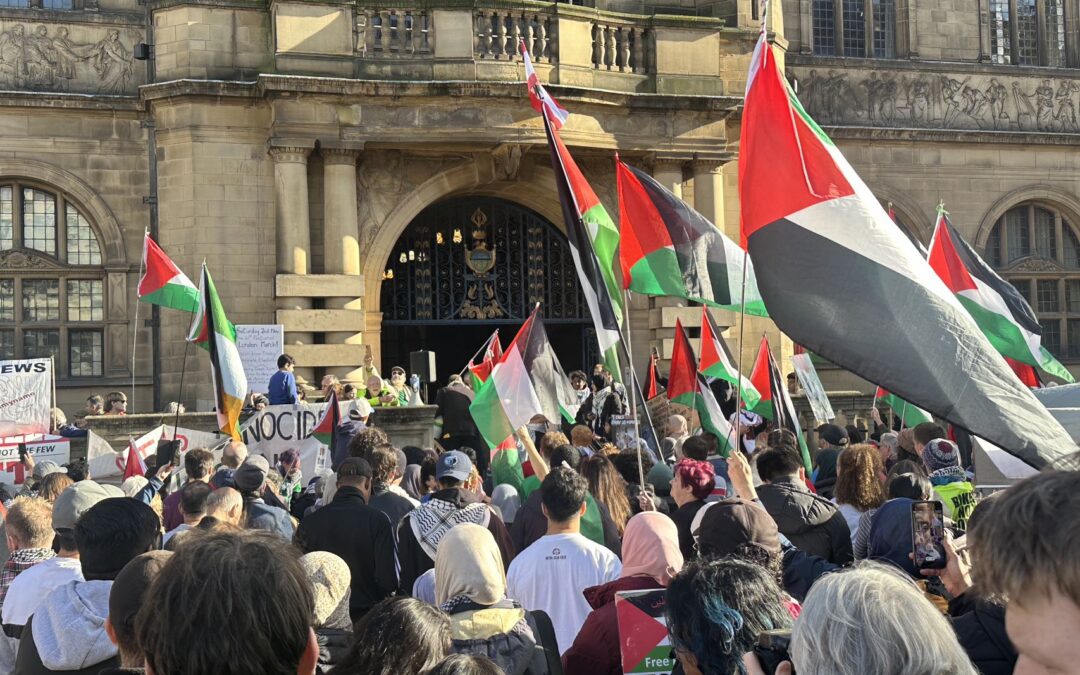 Hundreds march in Sheffield to support Palestine and Lebanon