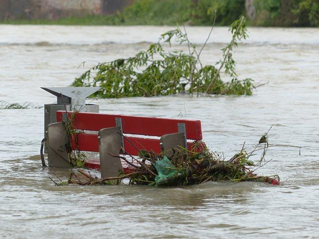 Emergency flood defences installed at River Sheaf