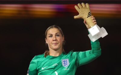Former Doncaster Rovers Belles and Lionesses goalkeeper Mary Earps makes decision over England future