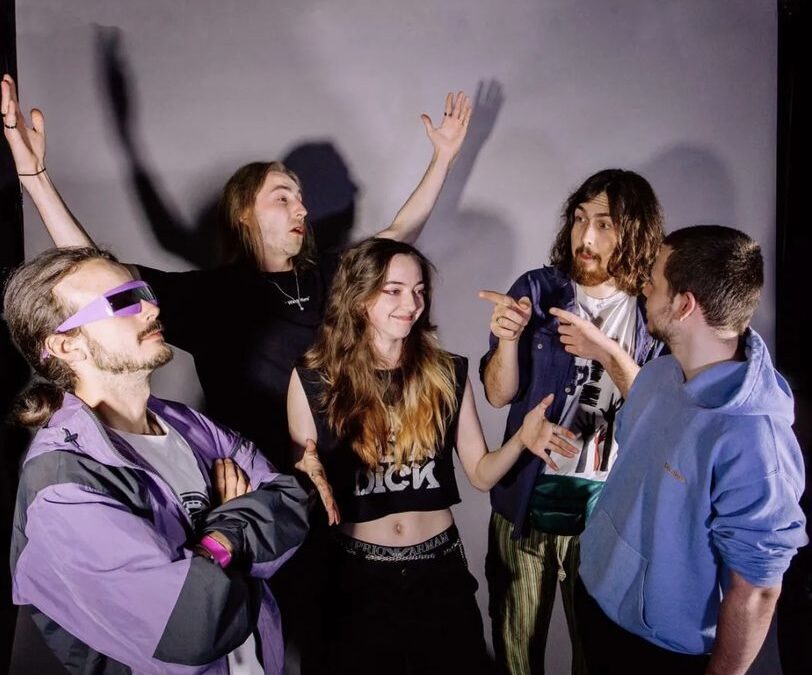 Leeds’ own Flat Moon release new ‘Chaotic’ psych-funk single Circus Promiscuous