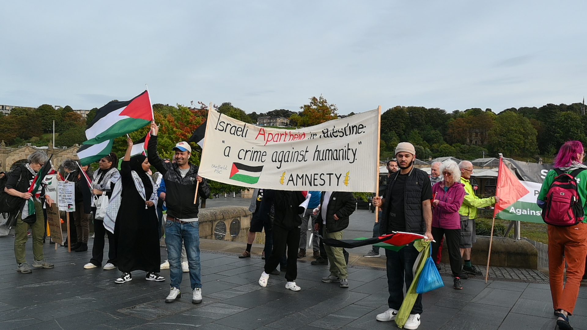 WATCH: Emergency Palestinian Protest at Sheffield Train Station