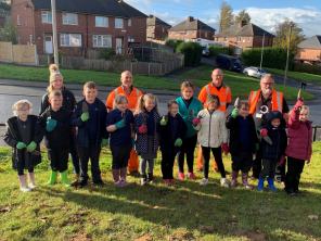 Rotherham primary school children take part in ‘fantastic’ community planting project