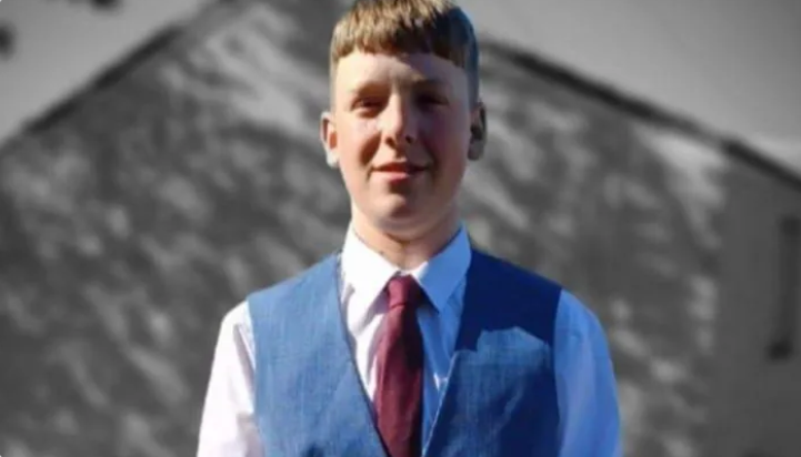 £7,798 was raised within three days for a 17-year-old teenager after a car crash in Sheffield